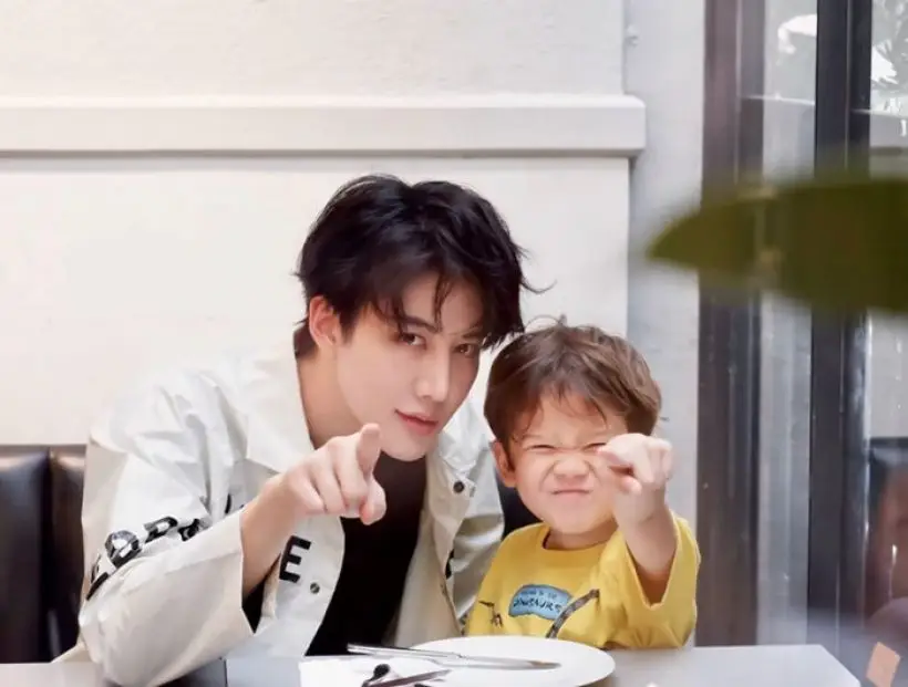 ไมค์ กับน้องแม๊กซ์เวลล์